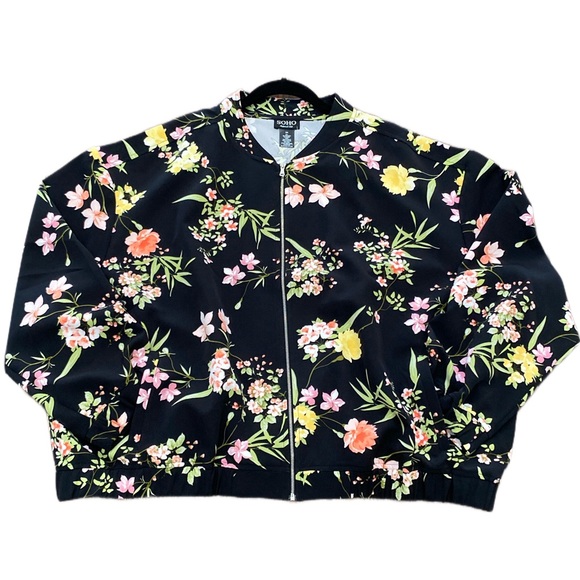 SOHO APPAREL LTD - NEW YORK FLORAL BOMBER JACKET - 3X - Picture 8 of 10